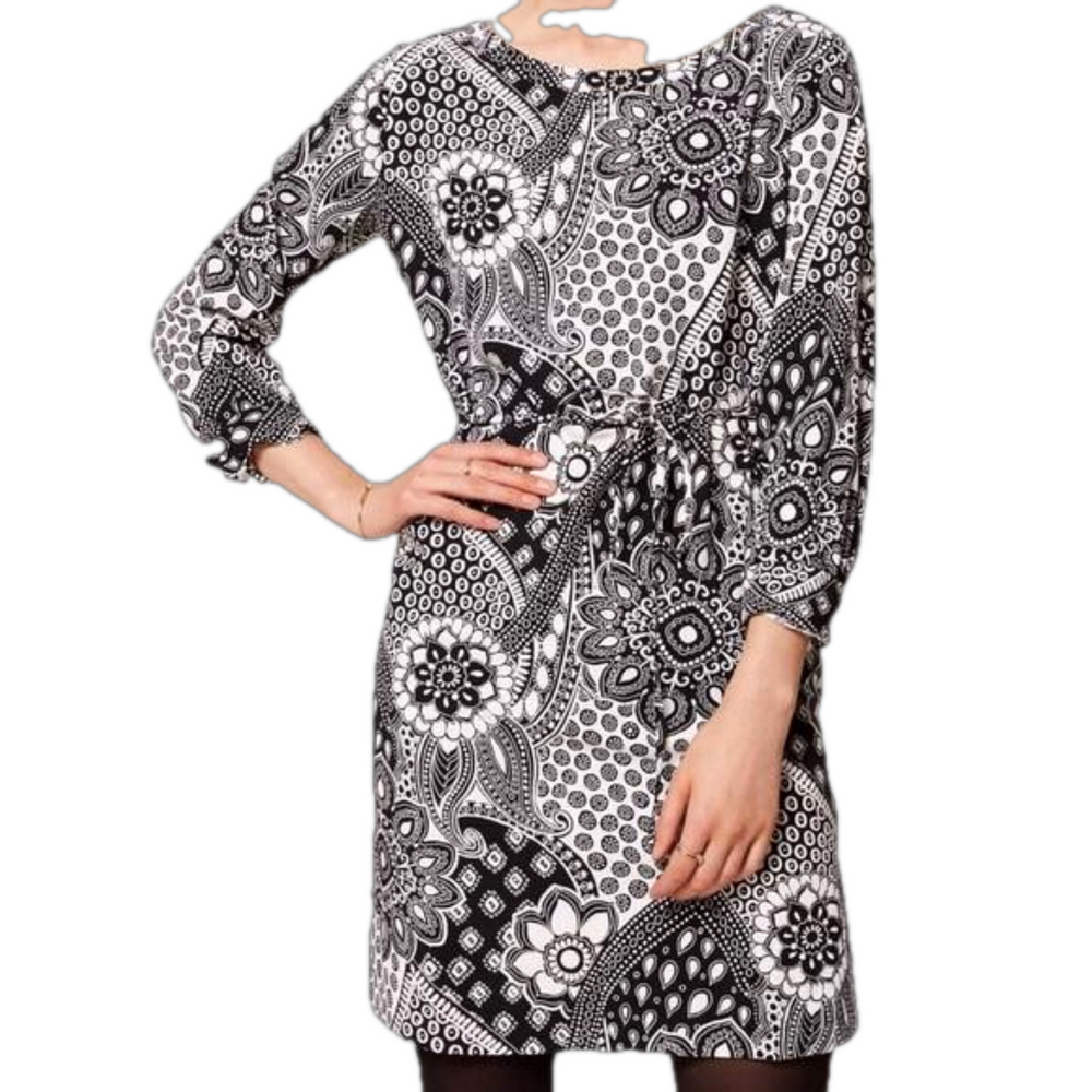 ANN TAYLOR LOFT Black White Print Medium Gypsy‎ Rose Shirtdress Feminine Office